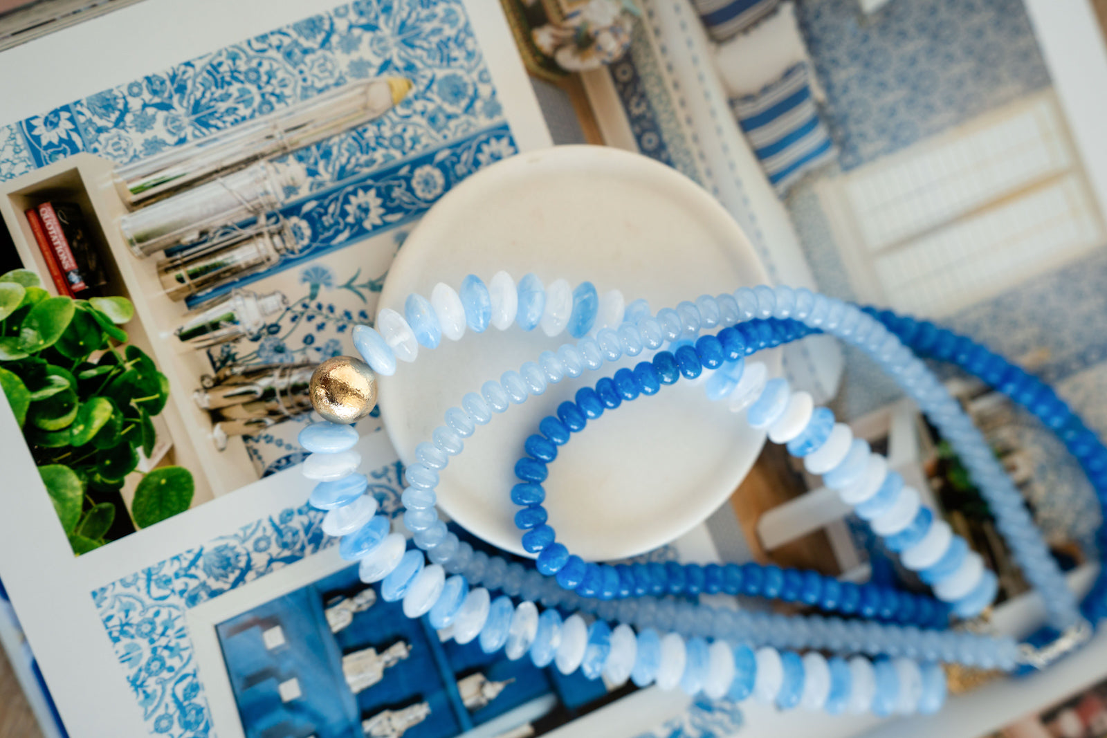 SEABREEZE BEADED NECKLACE