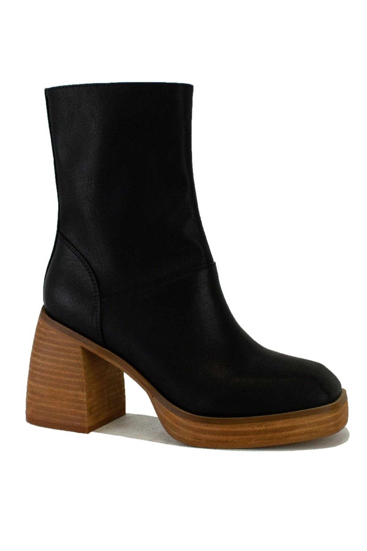 BANDIT ANKLE BOOTS