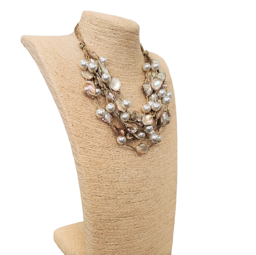 LA PEARL NECKLACE