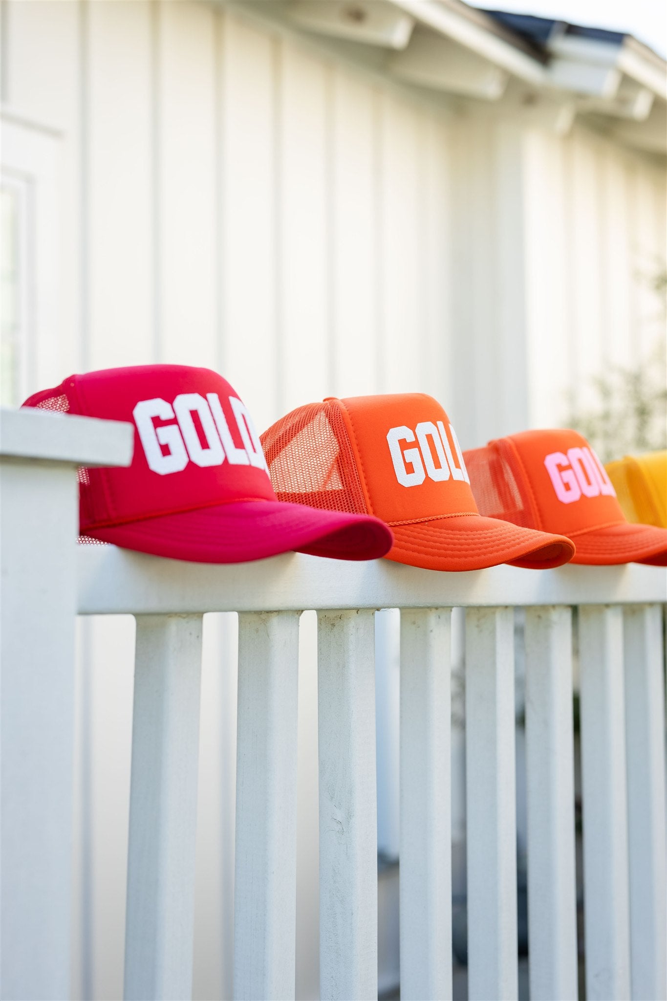 SCARLET WAVE TRUCKER HAT