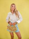 THE COASTAL CLASSIC BUTTON DOWN