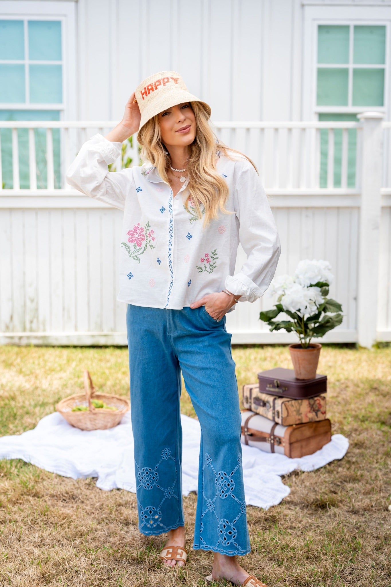 THE GARDEN STITCH TOP