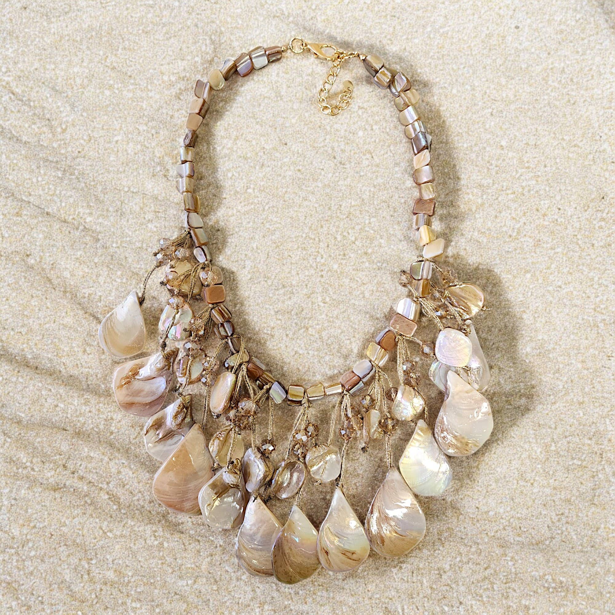 SEASHELL NECKLACE