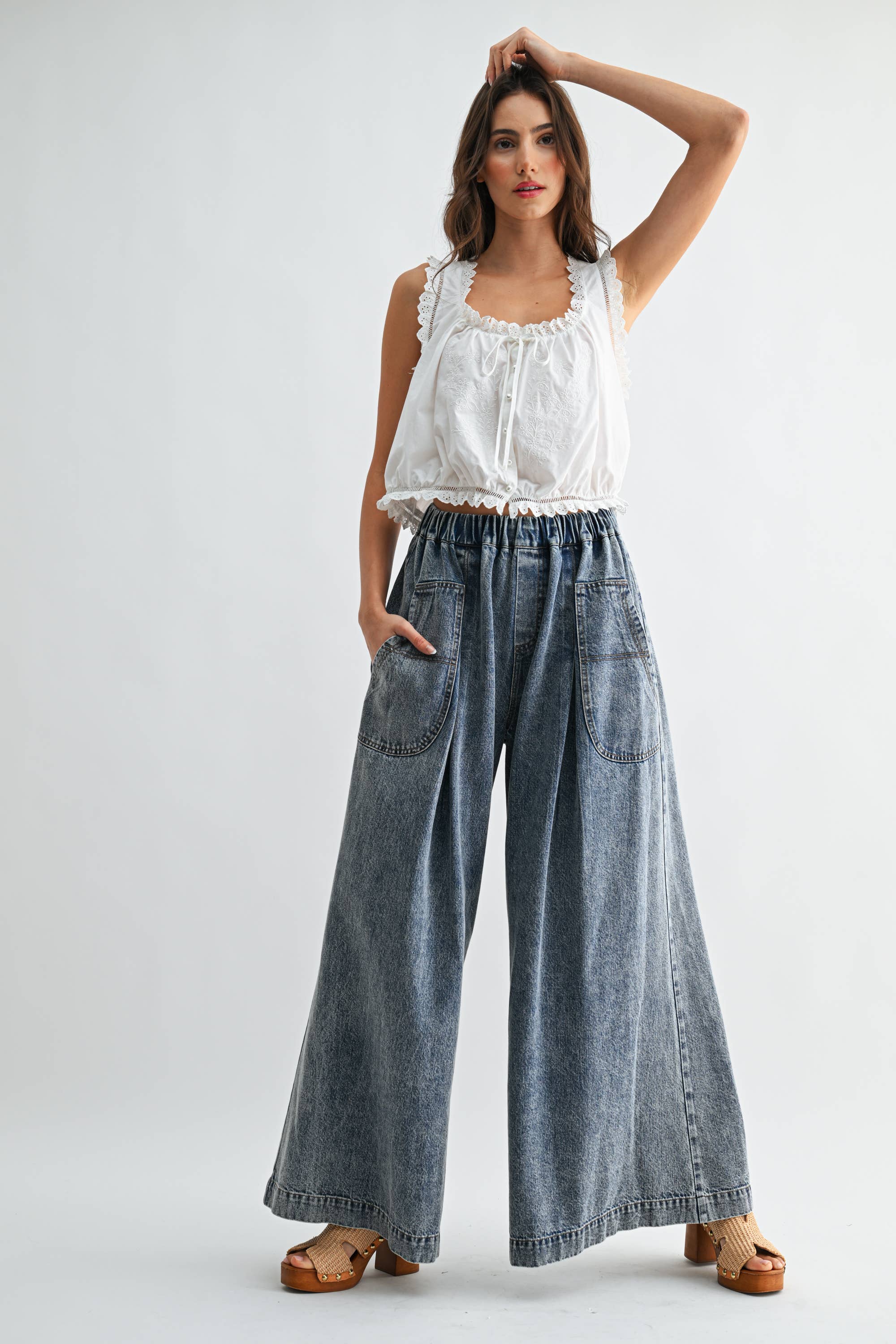 PEARL BUTTON COTTON TOP