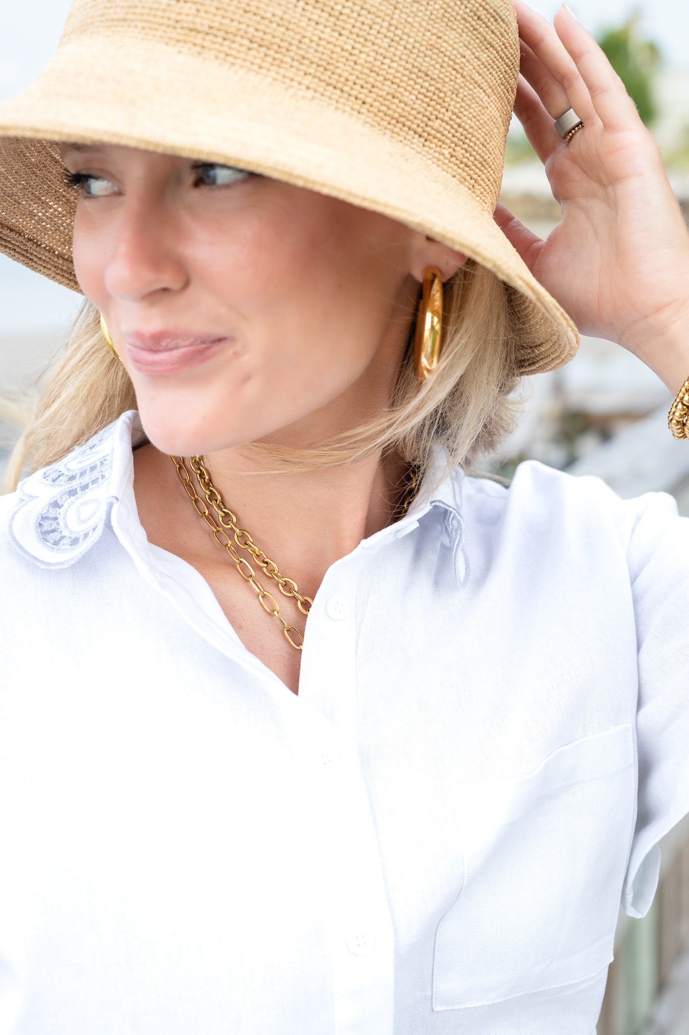 GOLD HOOPS