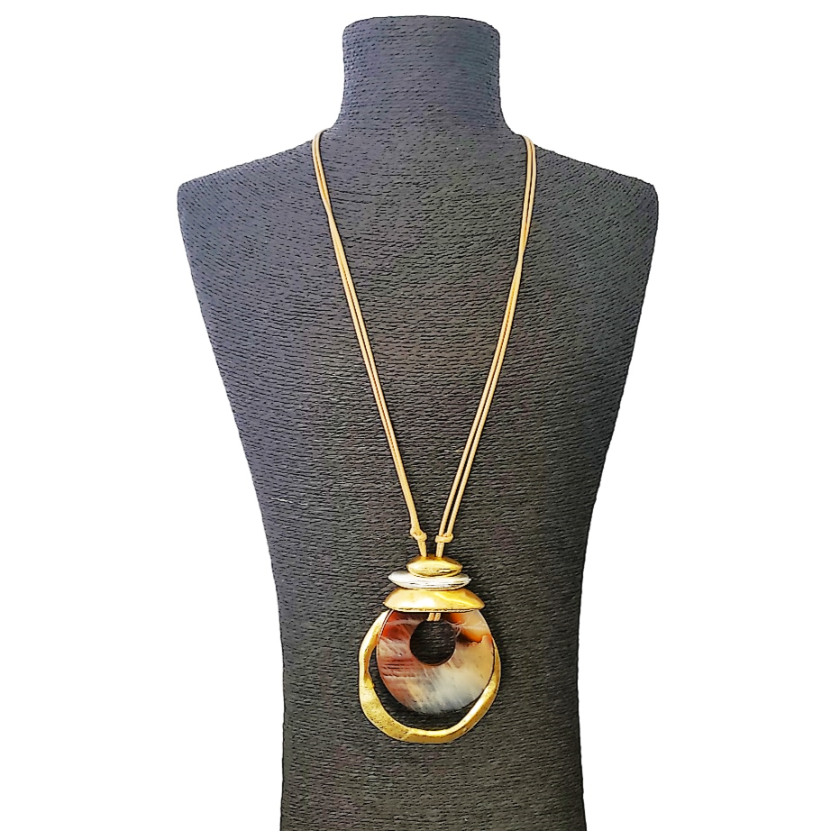 RED ROCK NECKLACE