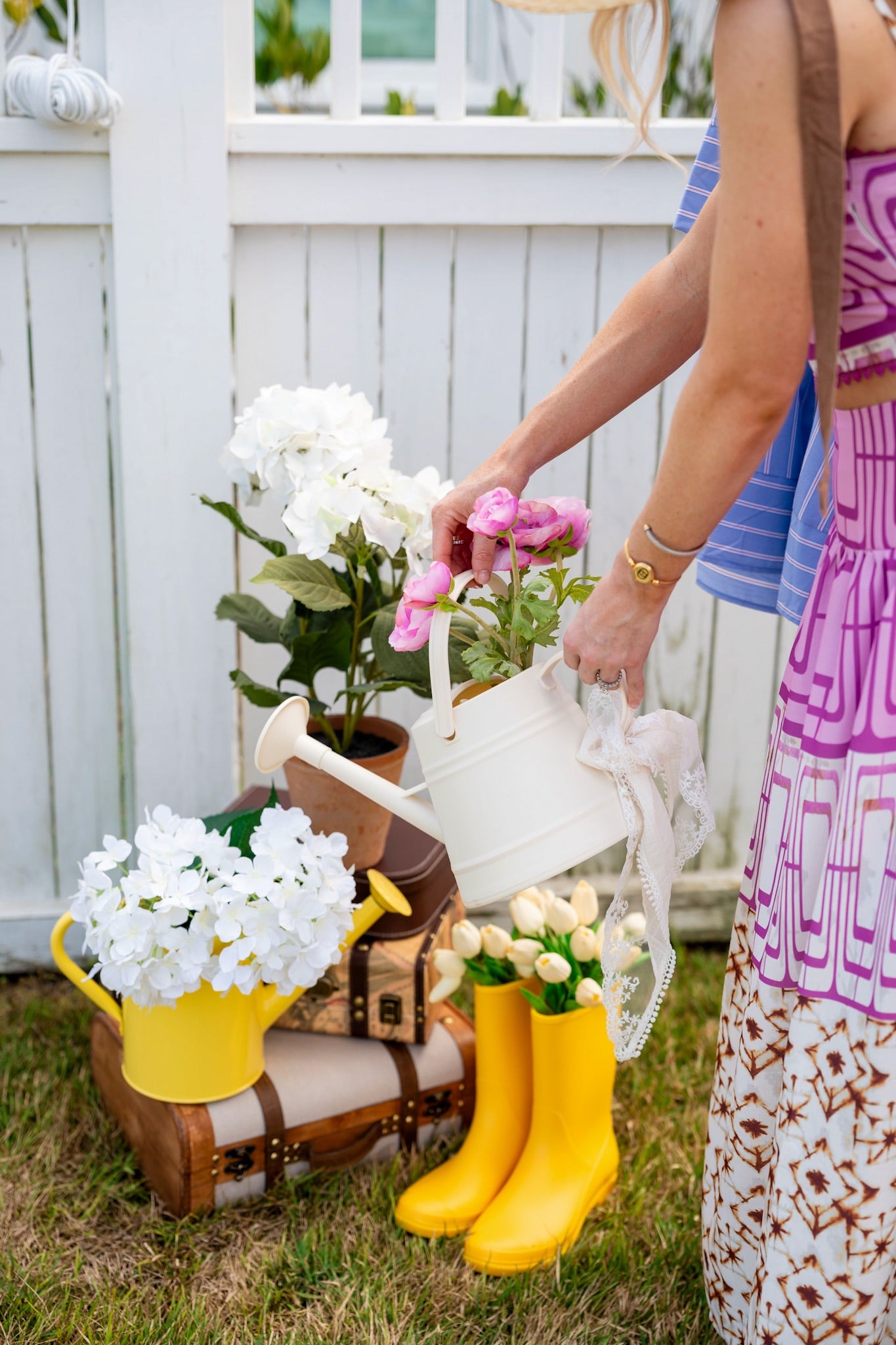 VINTAGE LILY SET