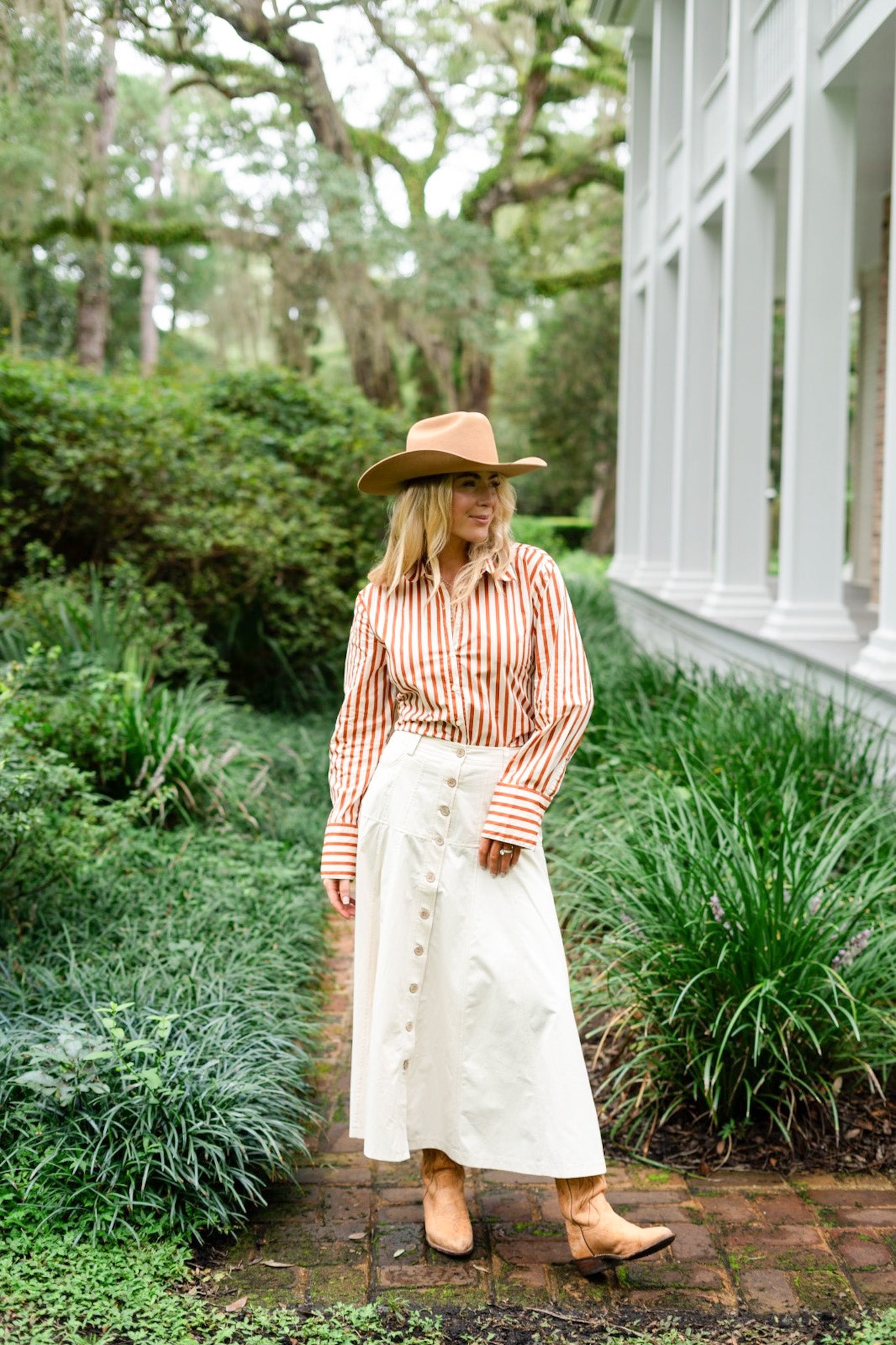 LONGHORN TOP