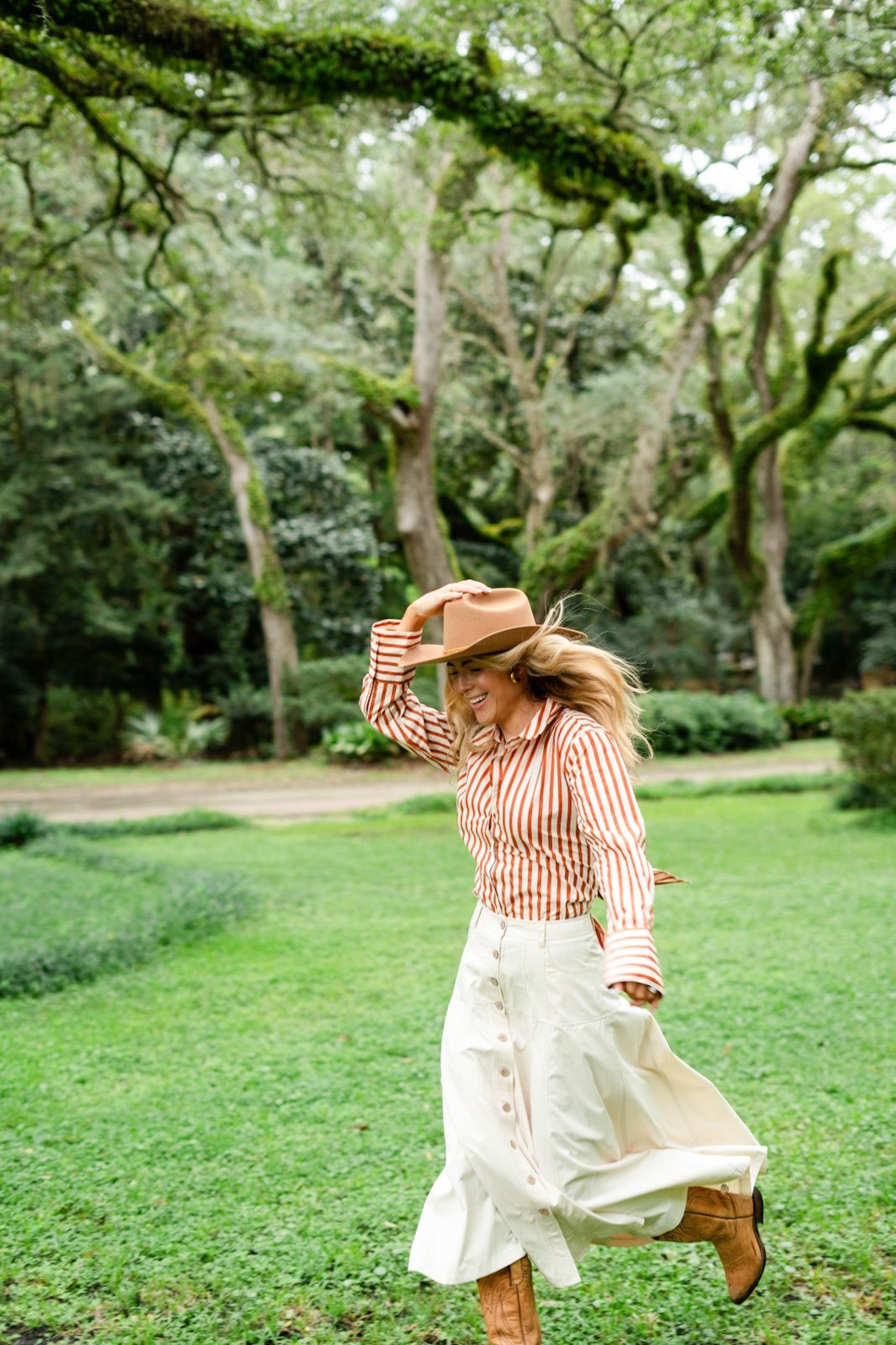 LONGHORN TOP