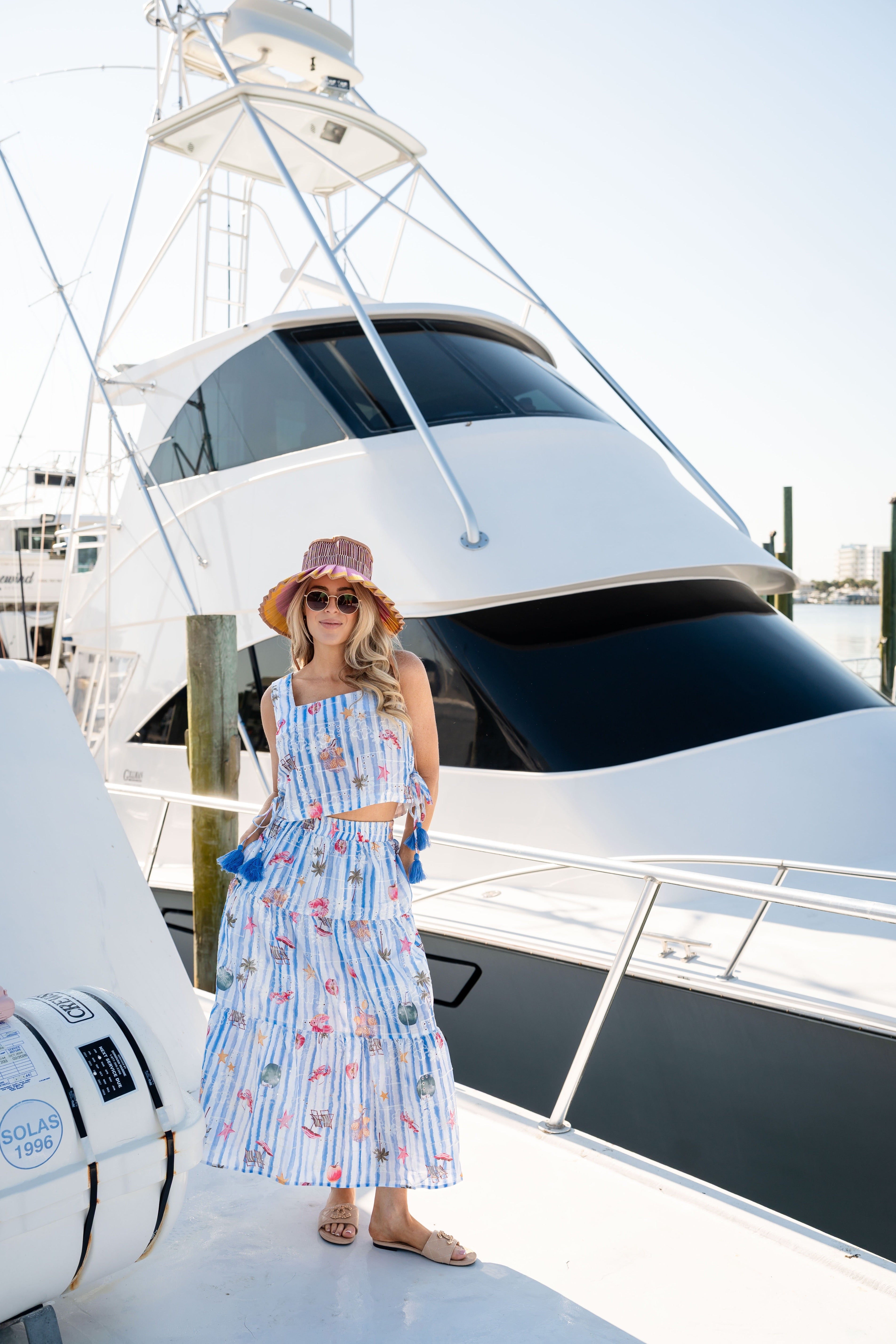 THE CATCH & KEEP SKIRT