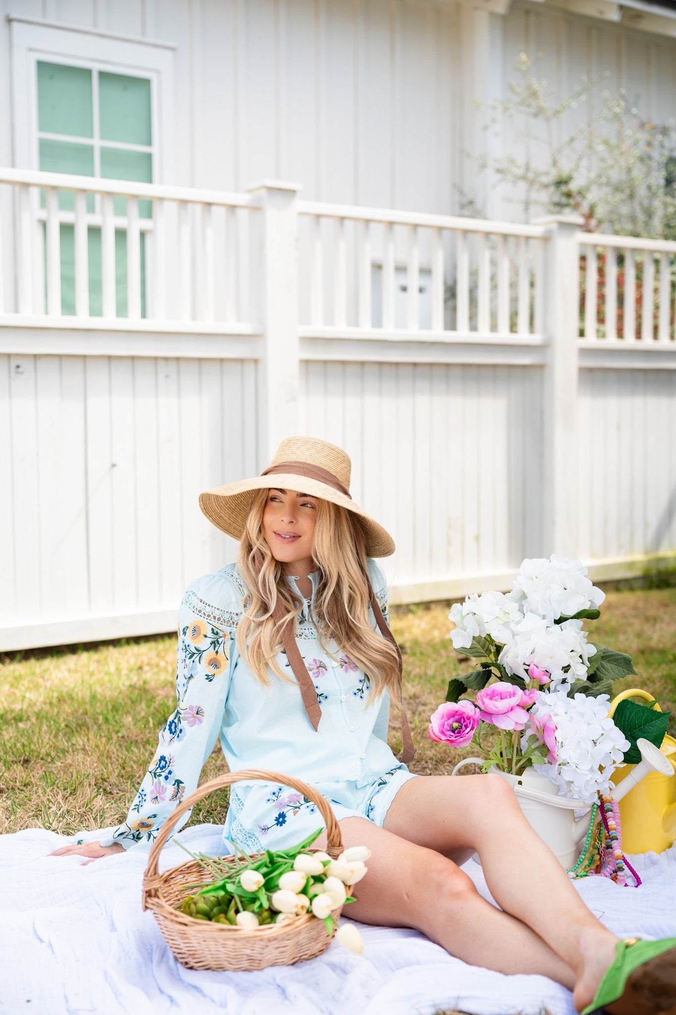 THE SEASIDE GARDEN SHORT