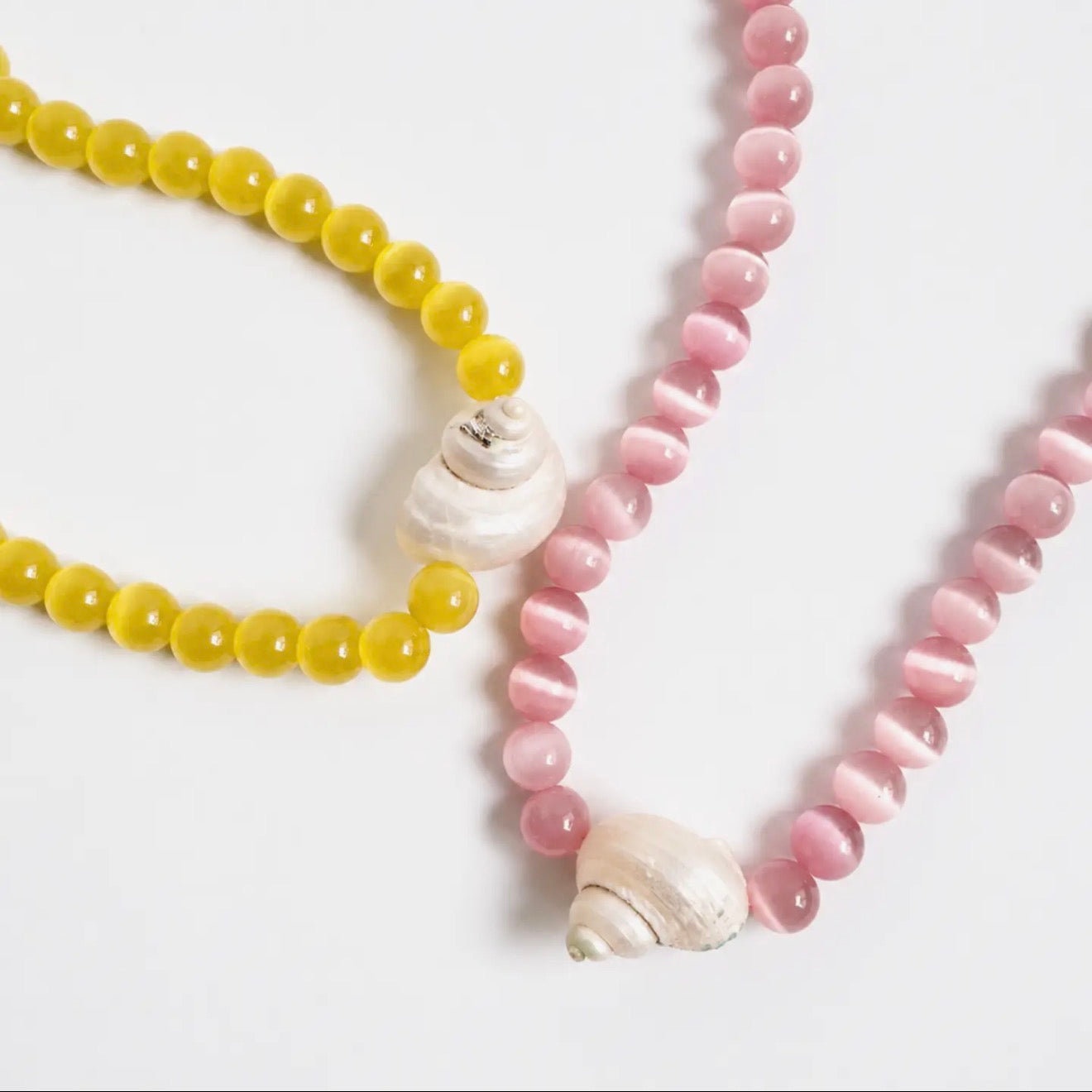 SUNSHINE SHELL NECKLACE