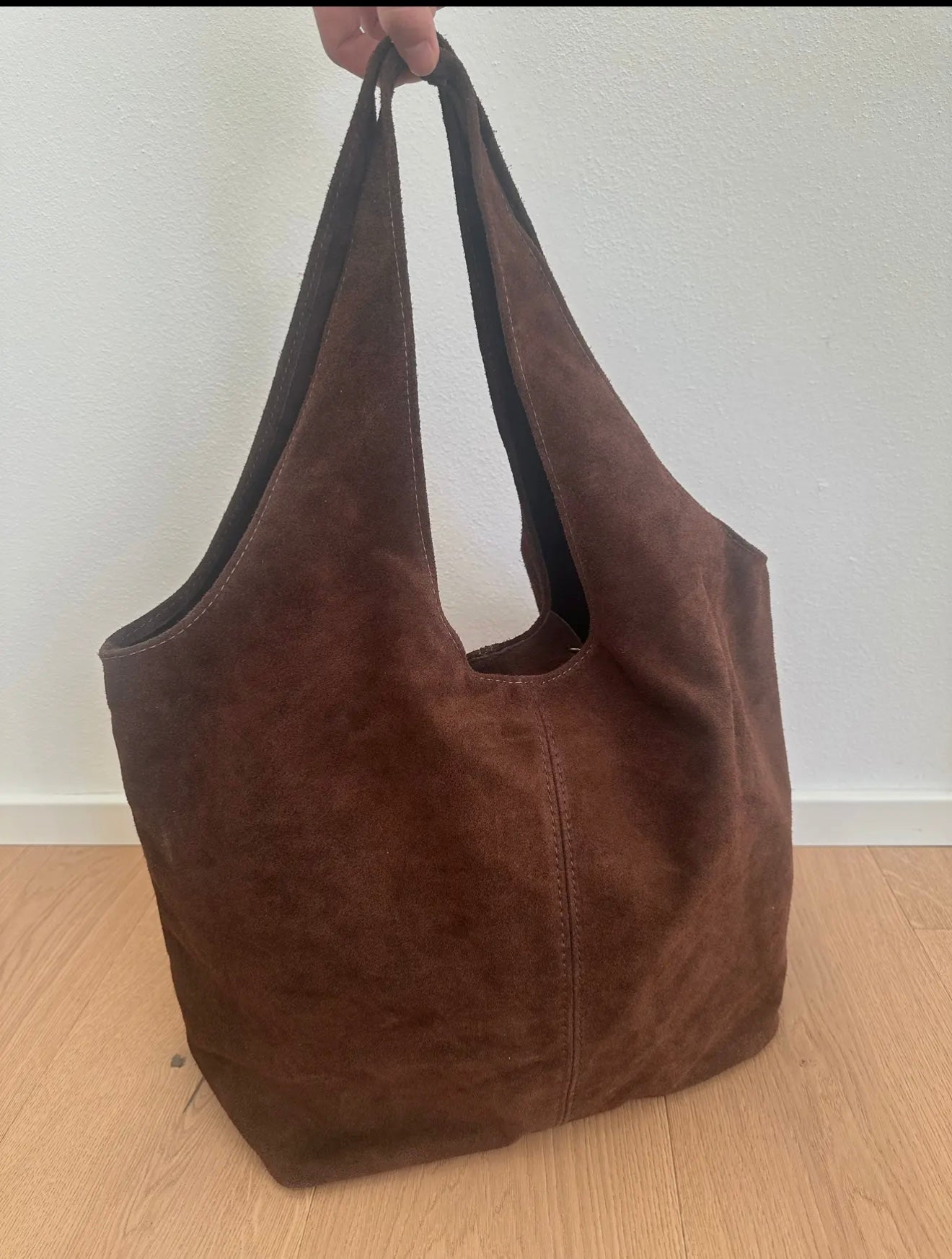 CHOCOLATE BROWN HOBO BAG