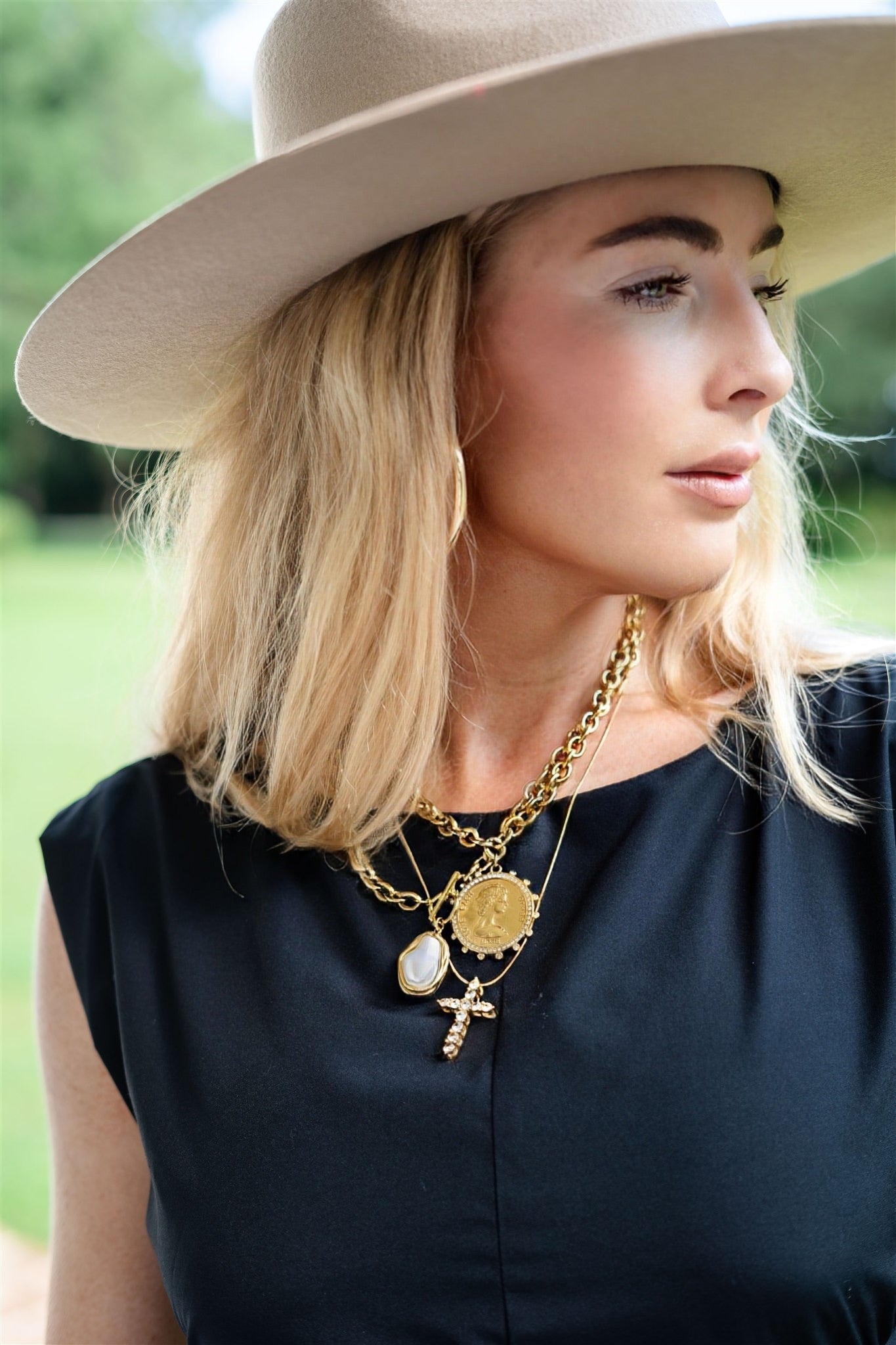 DIAMOND CROSS NECKLACE