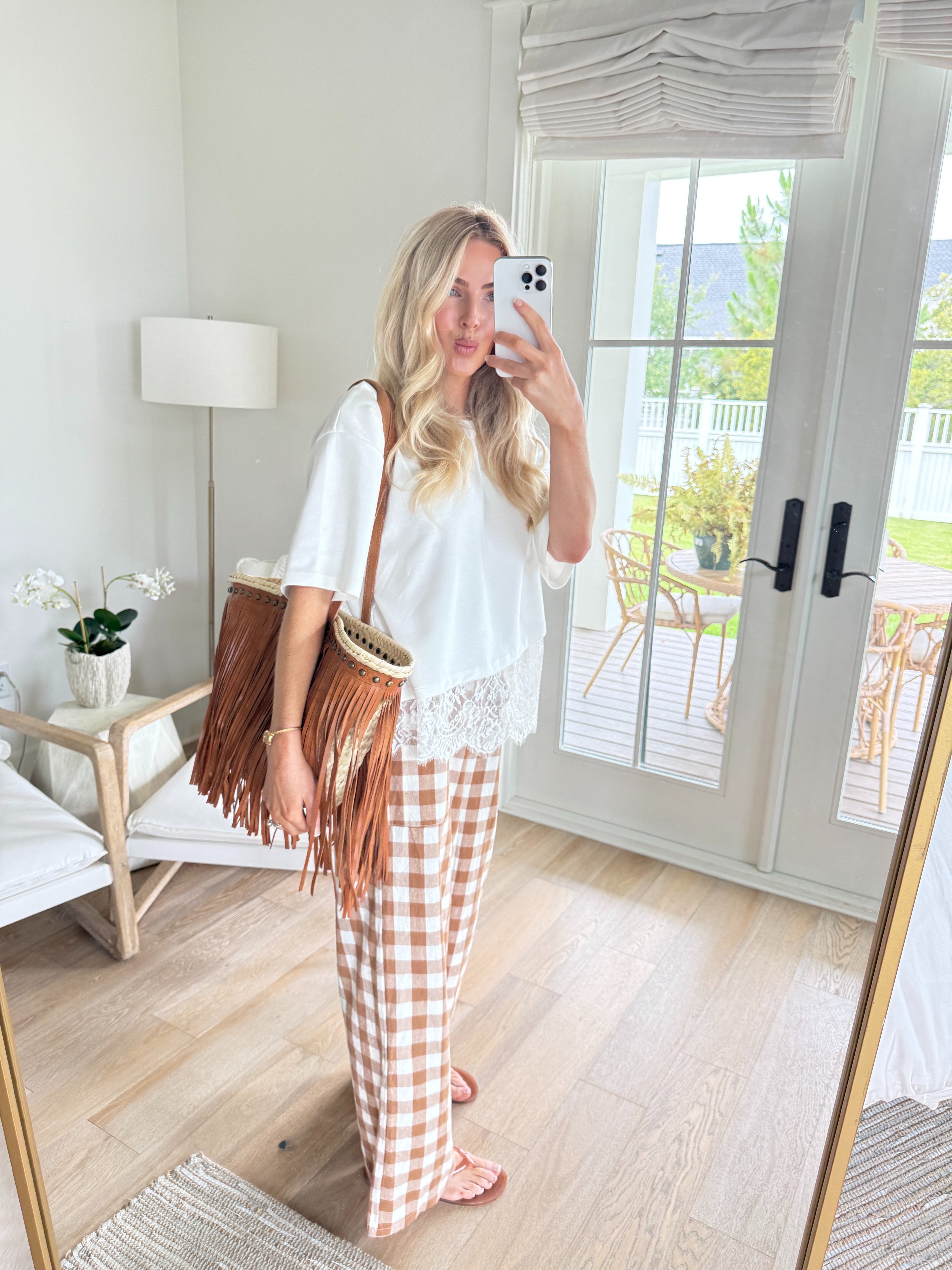 BAREFOOT LACE TEE