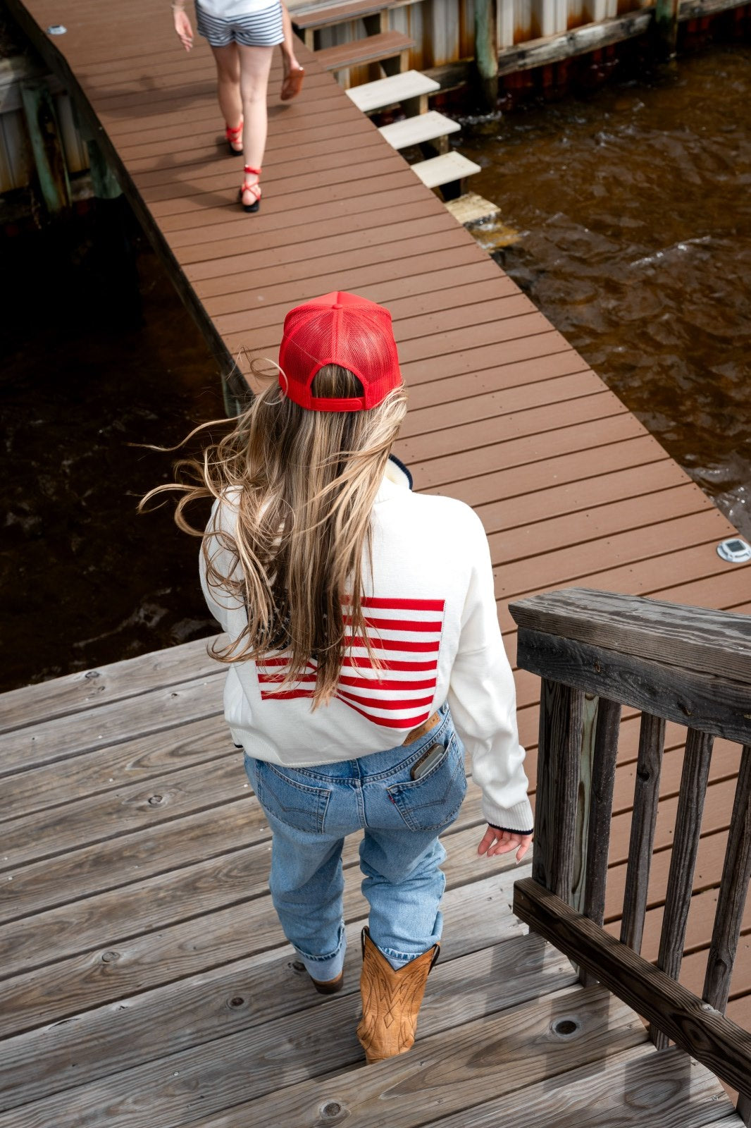 THE ALL-AMERICAN QUARTER ZIP