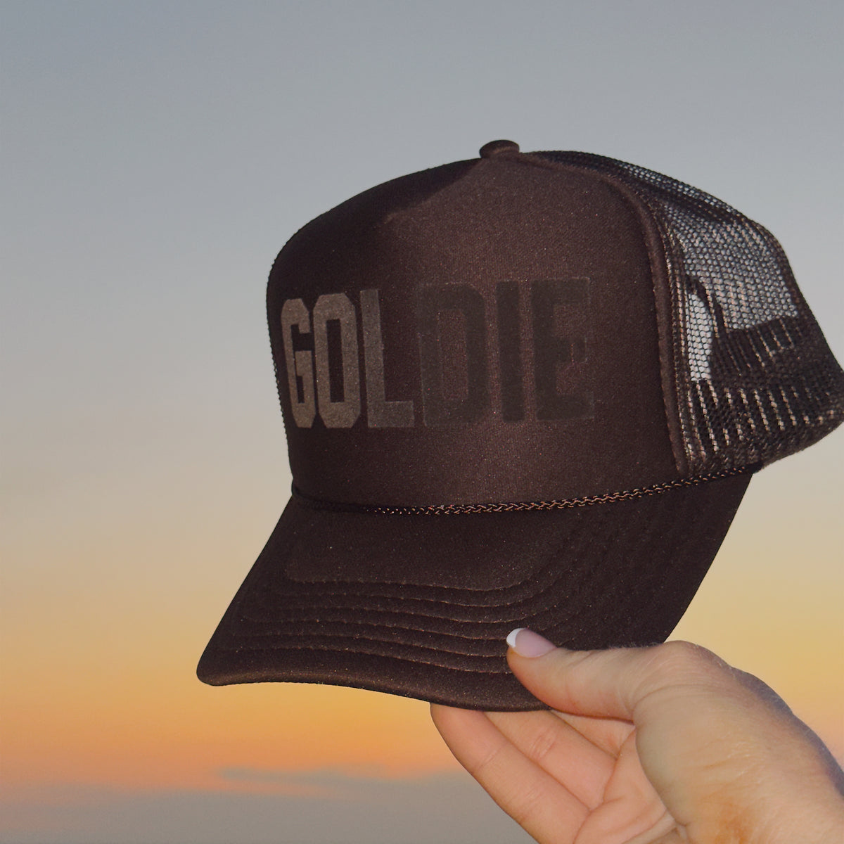 CANYON TRUCKER HAT