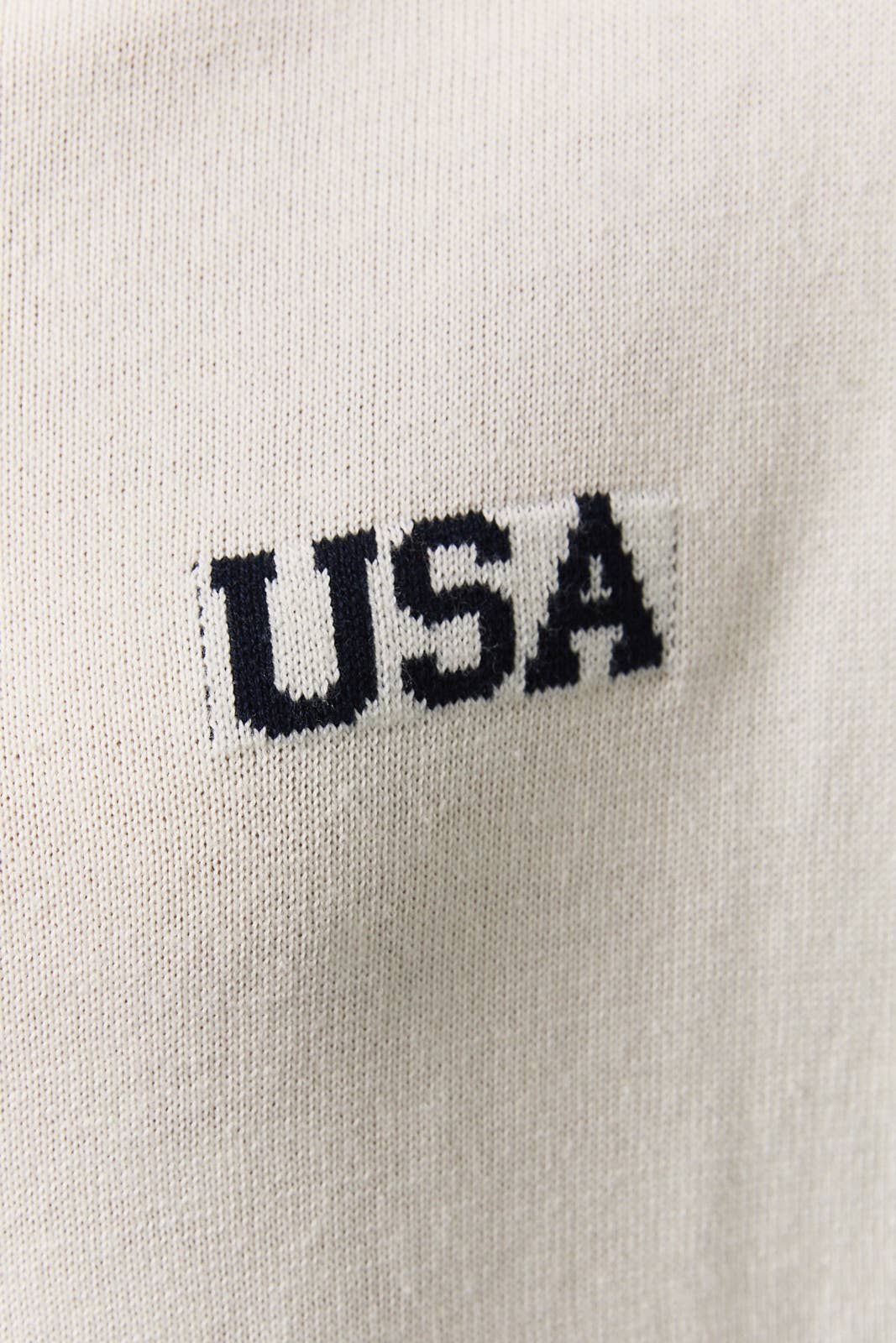 THE ALL-AMERICAN QUARTER ZIP