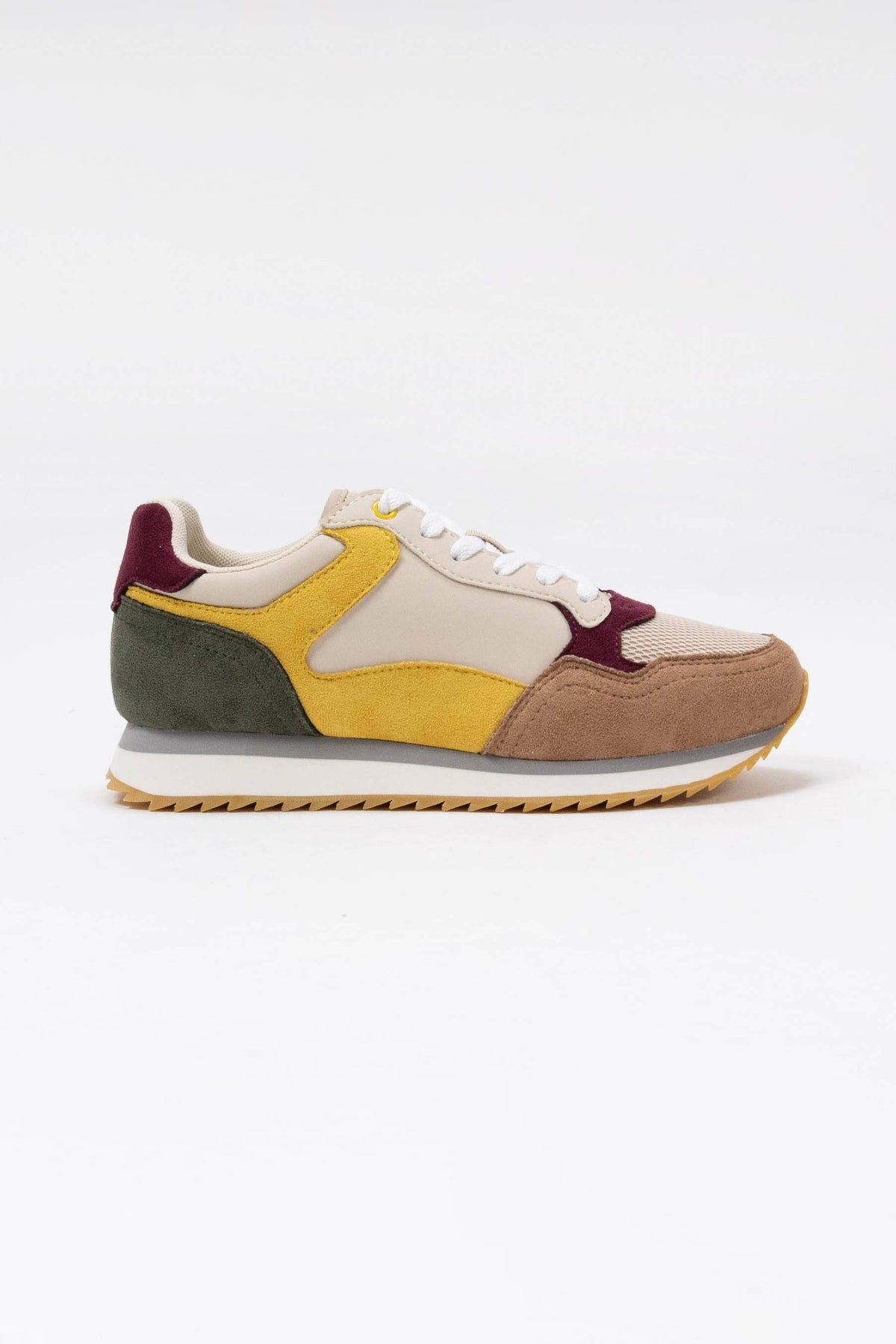 CLASSIC CADDIE SNEAKER