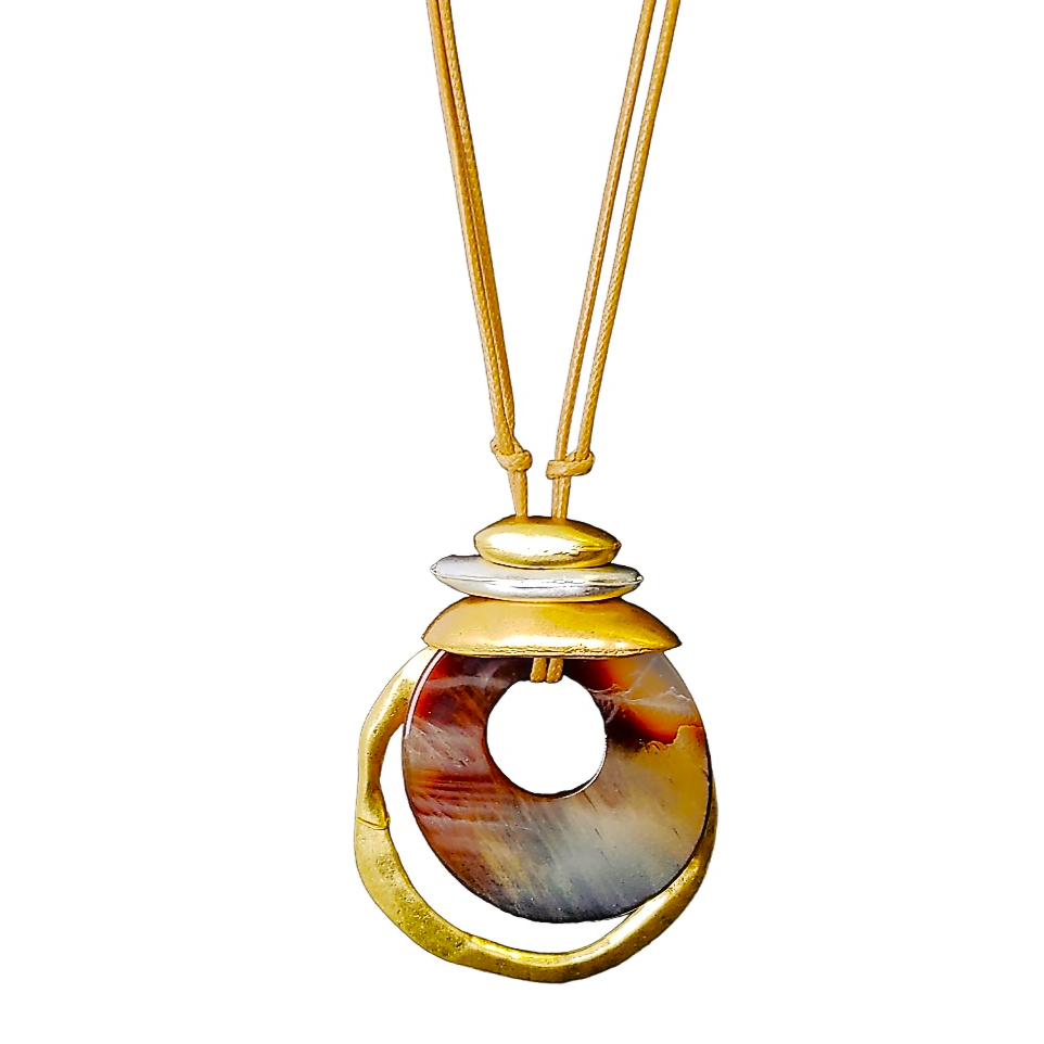 RED ROCK NECKLACE