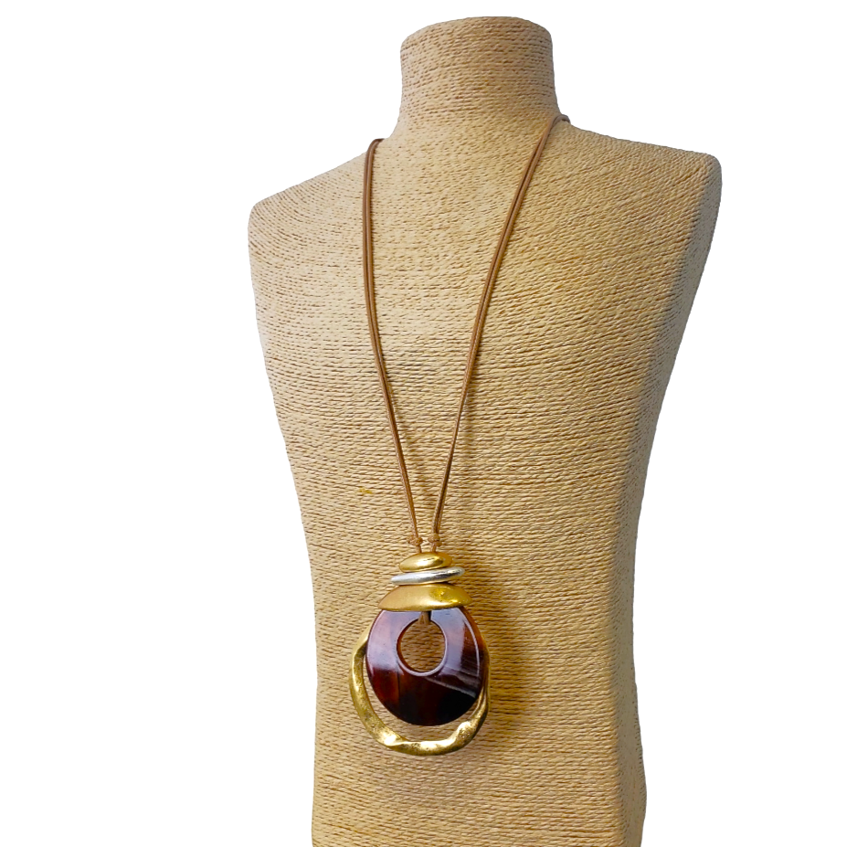 RED ROCK NECKLACE