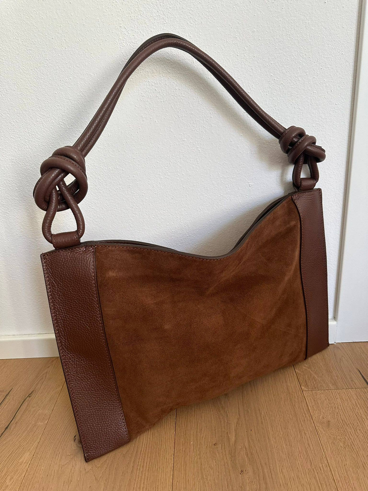 LARIAT KNOT BAG